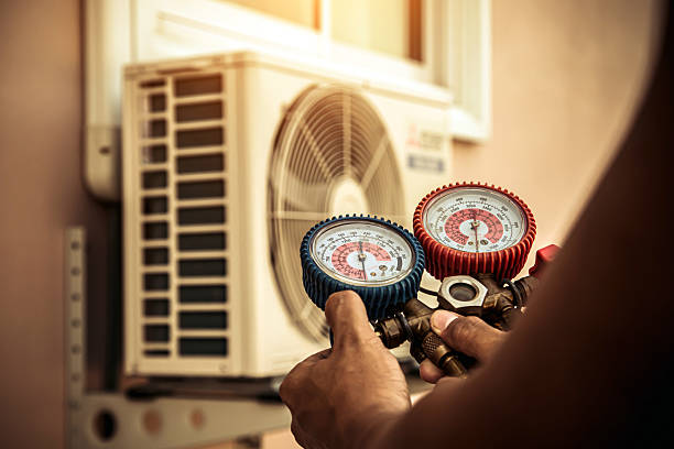 Professional Hvac technician working in Cross River, NY